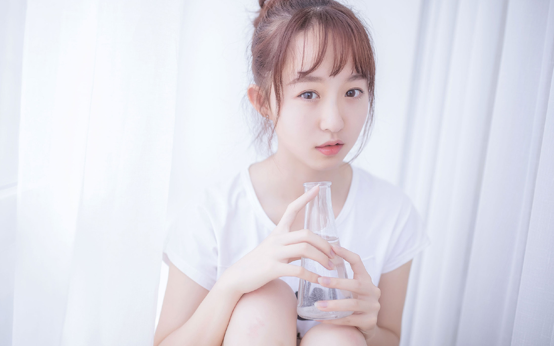 开云体育-“泥浆飞扬：雨天泥道的疯狂追逐”，泥浆视频