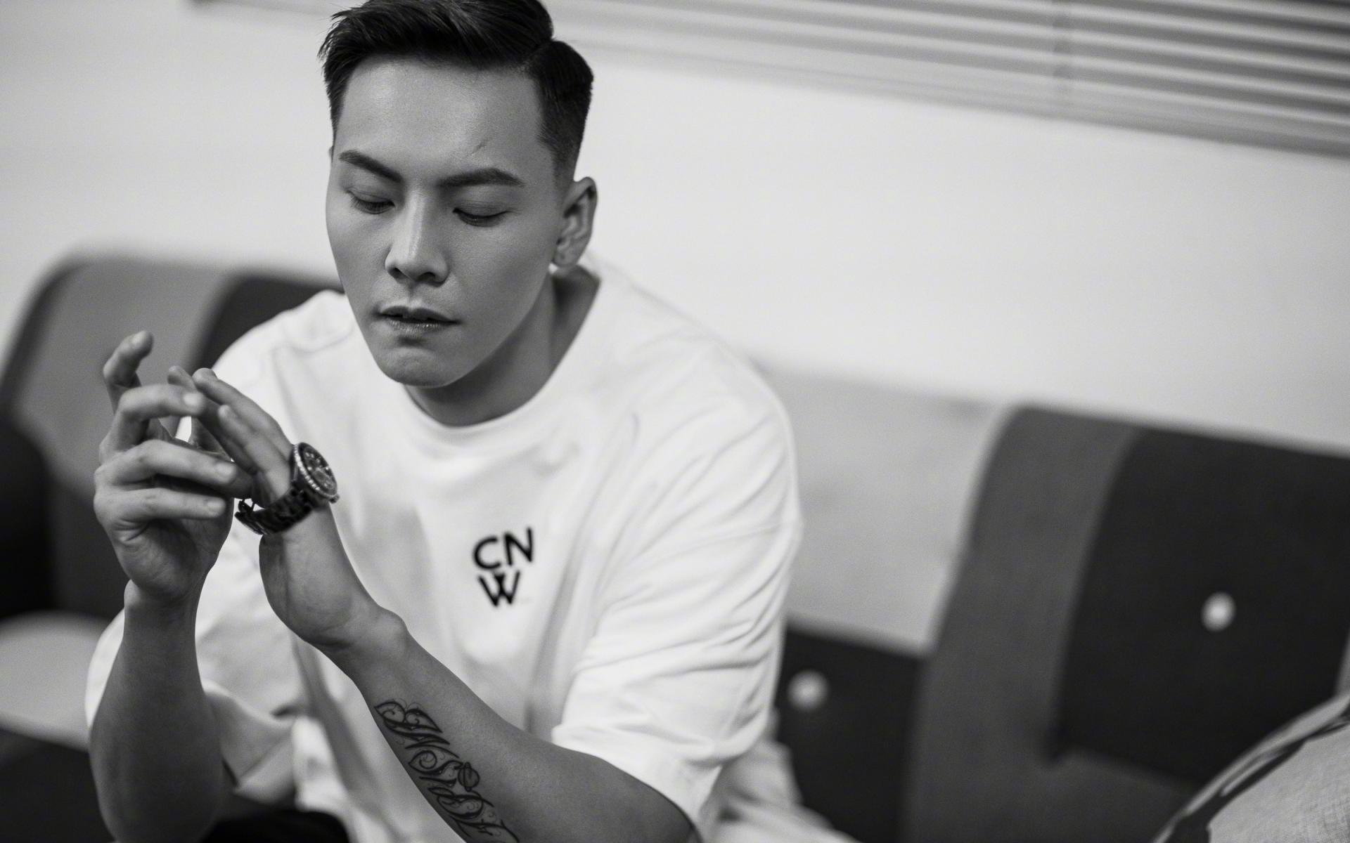 开云·体育官网-中国足球裁判员国际交流进一步深化，判罚水平显著改善，中国足球裁判员证