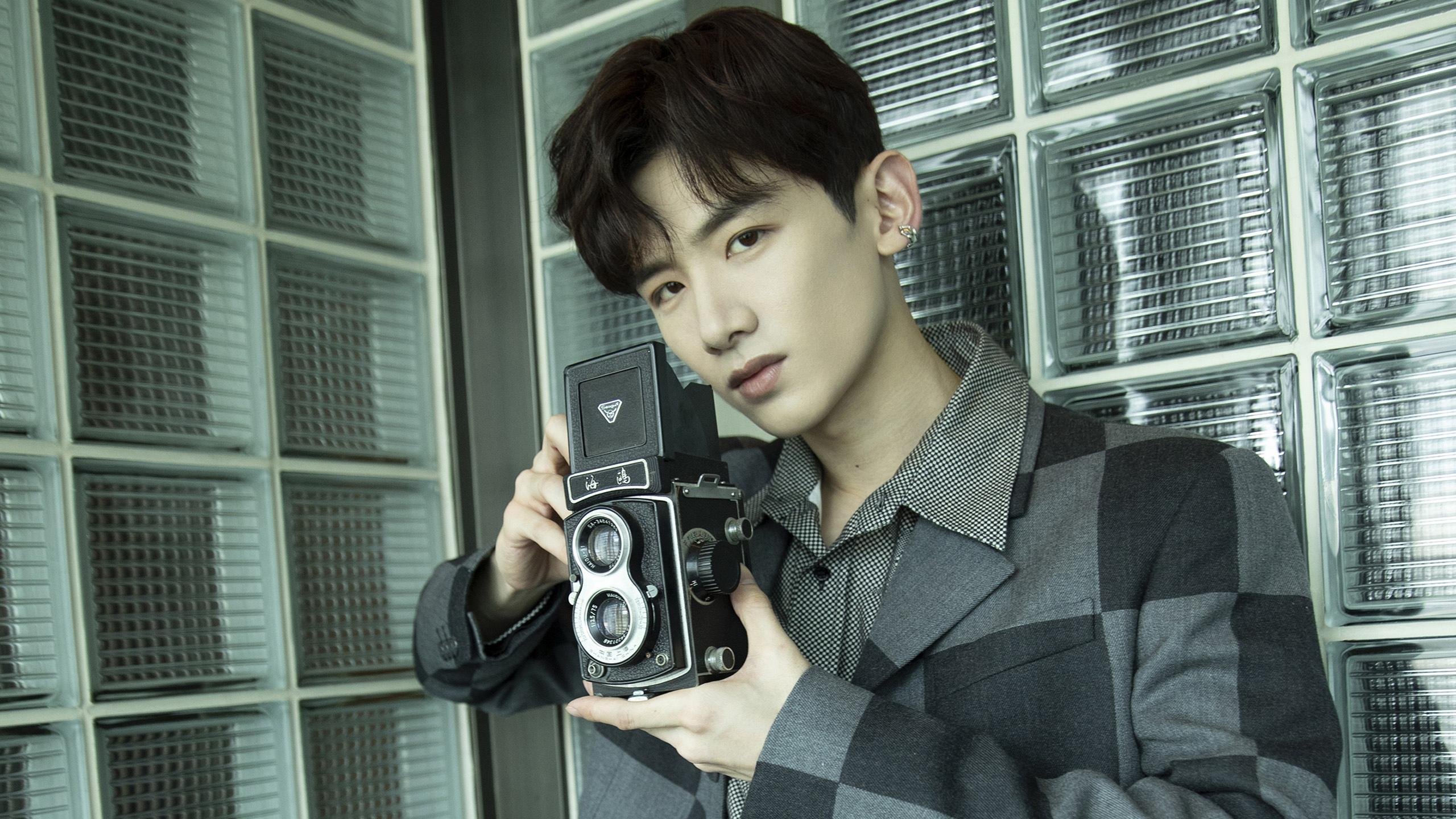 季后赛大咖秀:明星球员的巅峰对决,nba巨星季后赛掉链子场次