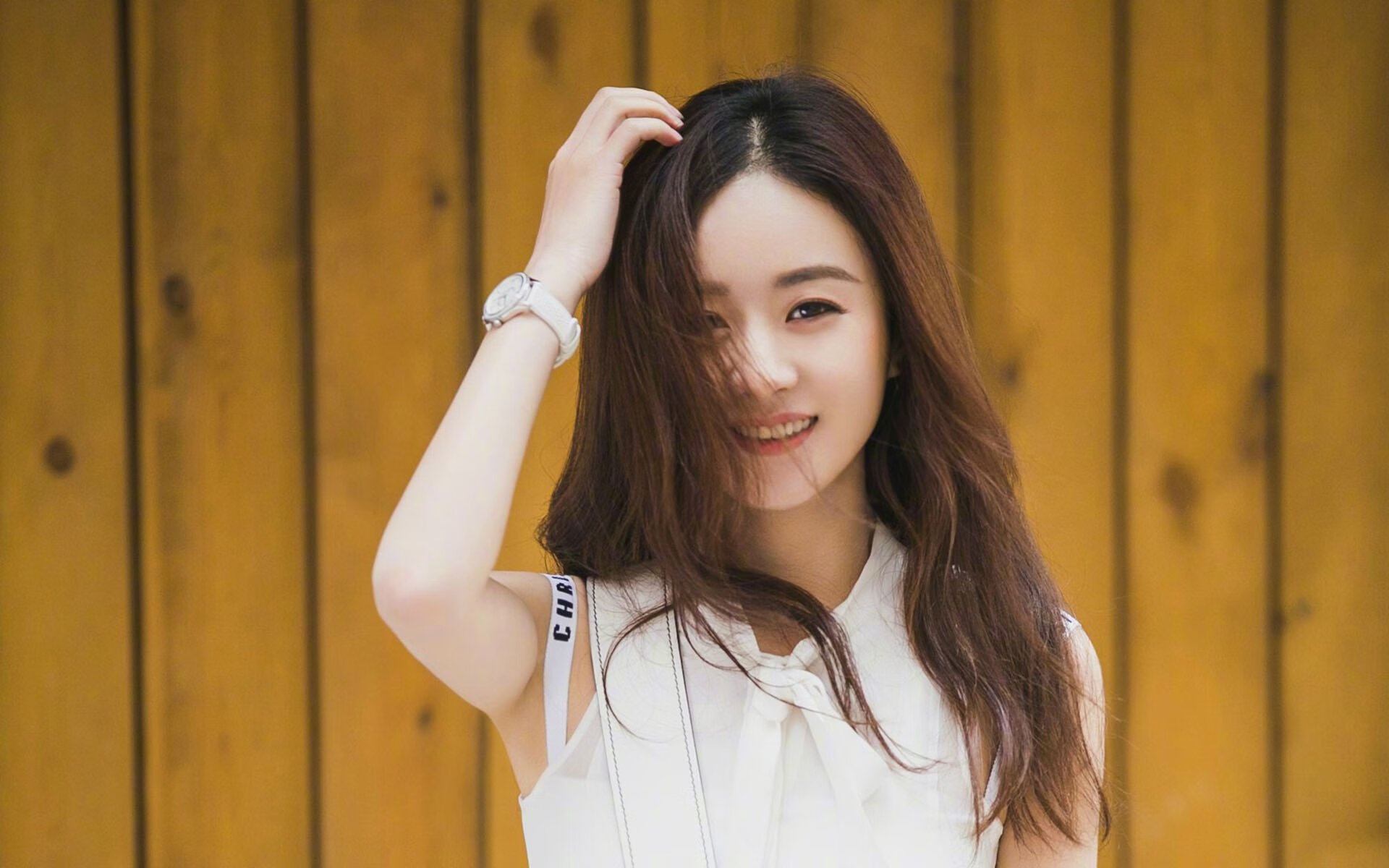 意大利柔道选手在男子比赛中获得银牌,外国柔道