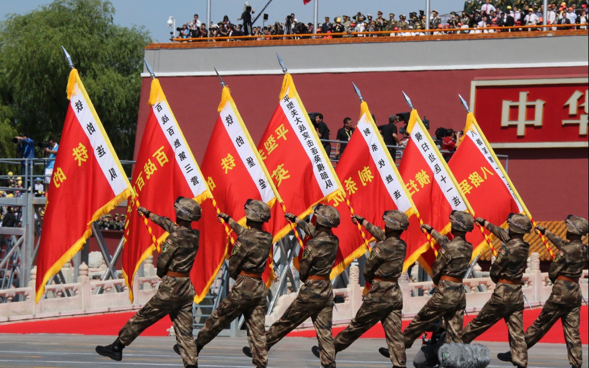 开云中国大陆-格拉纳达门将表现神勇，连续多场零封对手，格拉纳达足球队最新新闻