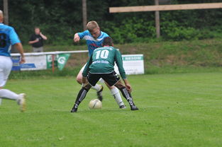 开云平台-中国足球主题比赛战术解析，足球比赛体系与战术打法