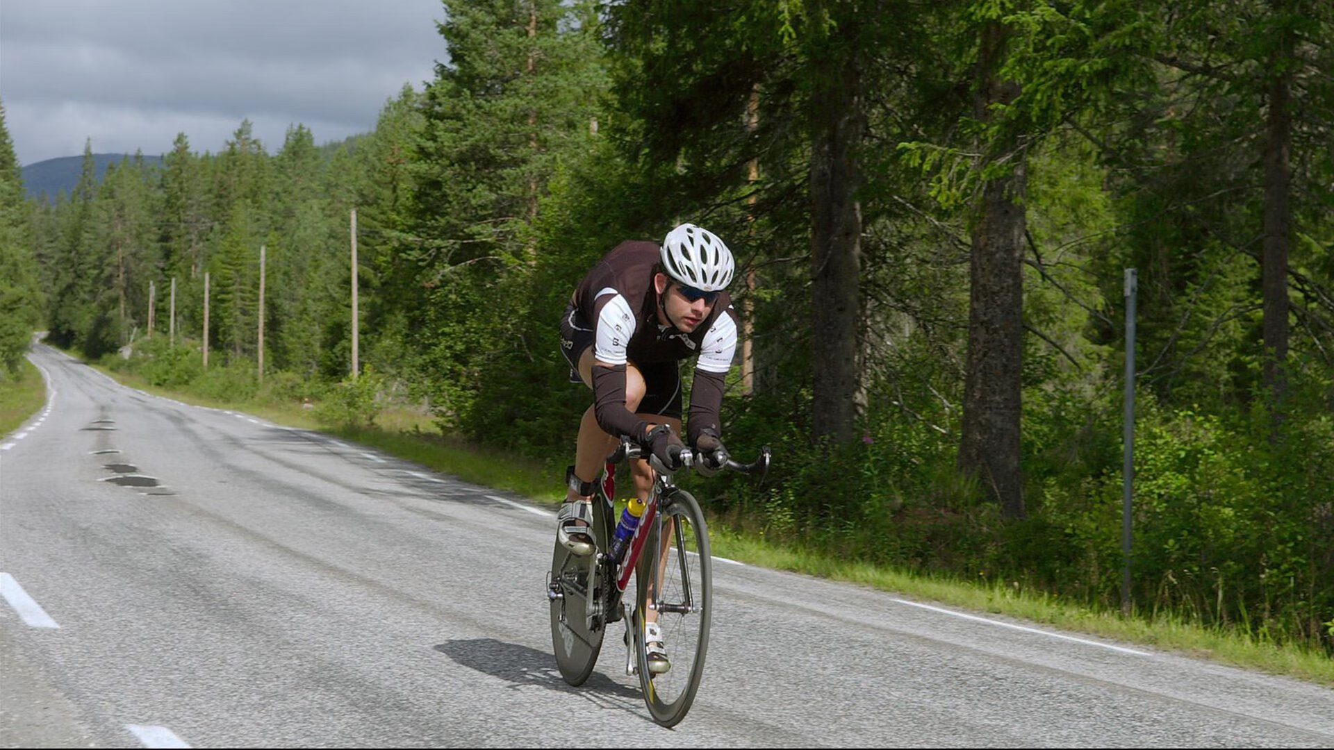 开云·体育官网-断档进球纪录被打破，老将再现神勇，nba断球最厉害